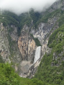 Boka Waterfall 